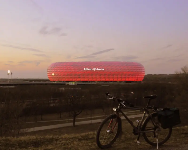 Abends in Münchens Norden unterwegs – Foto 53