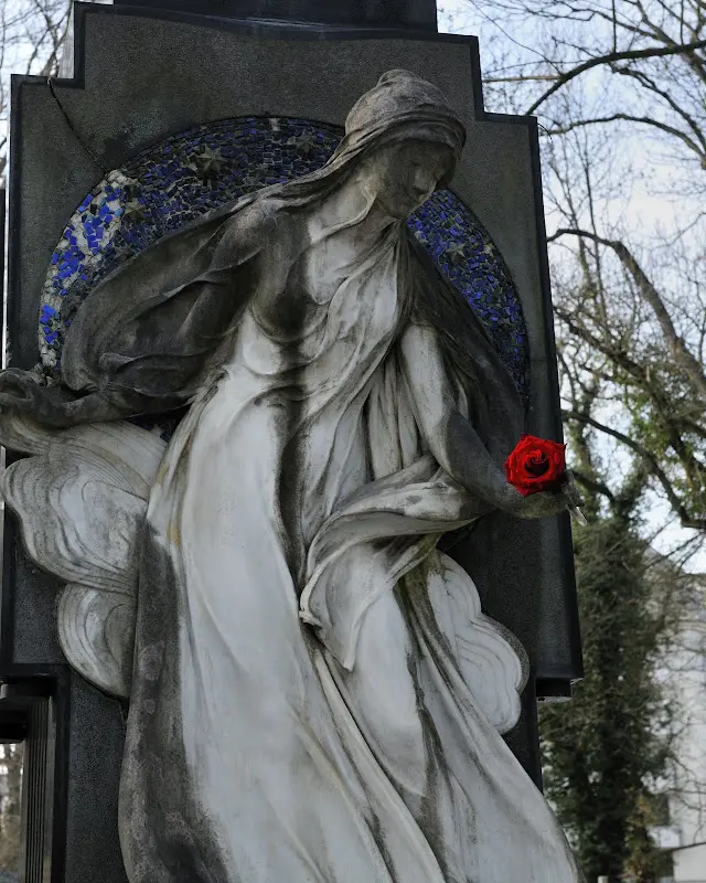 Ein Radlfahrer im Südfriedhof: Thaddäus Robl – Foto 18