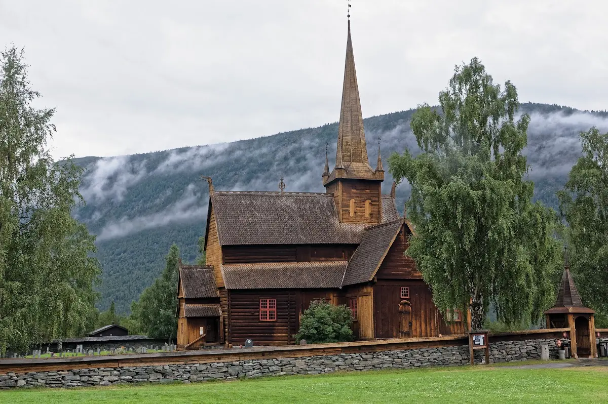 Lom, Geirangerfjord – photo 2
