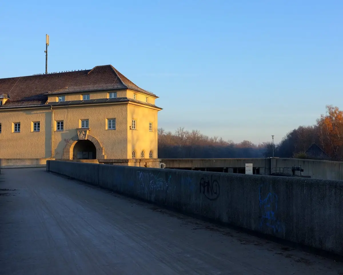 und ein paar Bilder entlang der Isar nach Norden... "der Fri… – Foto 5