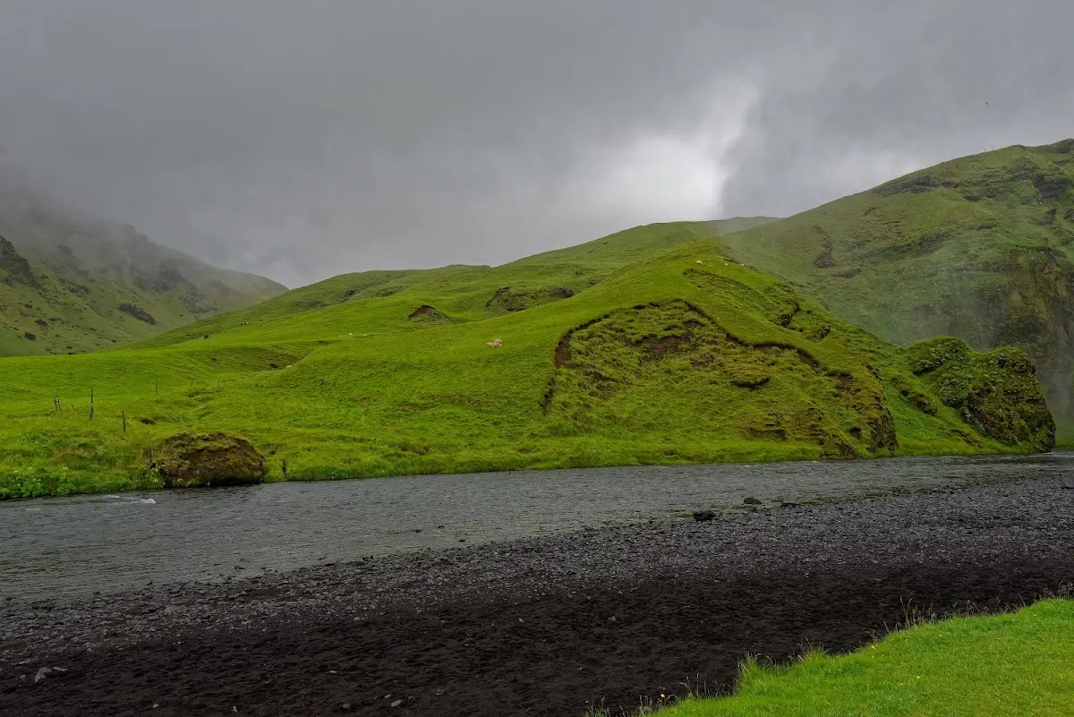 Zwischen Skógafoss und Vik – Foto 1
